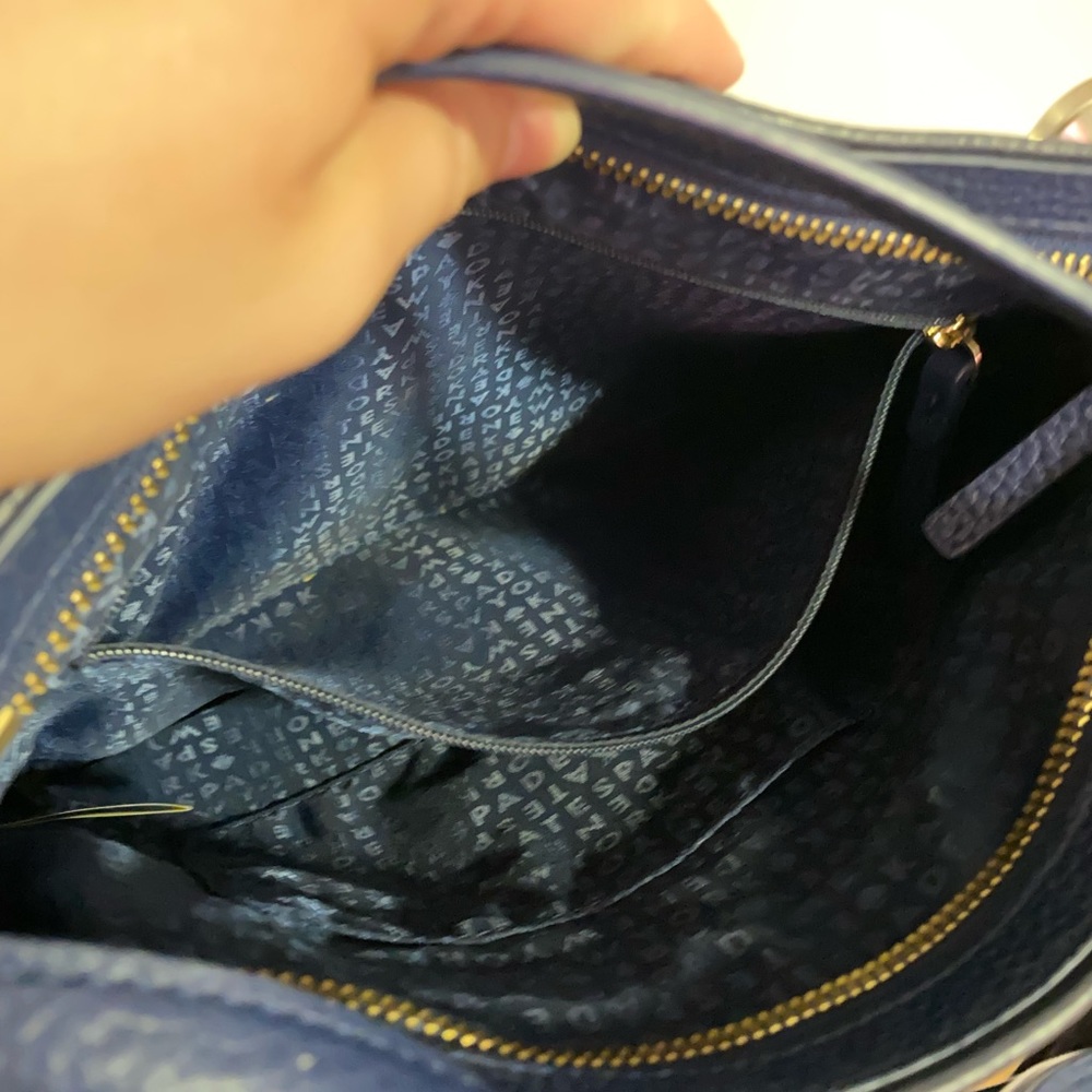 Kate Spade blue great condition shoulder purse with pockets, zipper and tassel - Picture 3 of 4